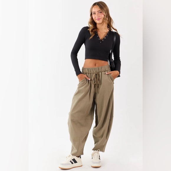 NWT Very J Olive Rope Belt Barrel Pants Relaxed Fit - Picture 1 of 6